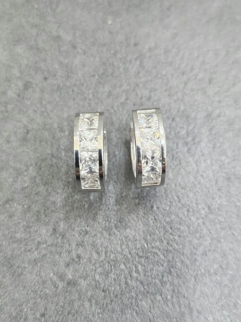【K10 フープピアス】