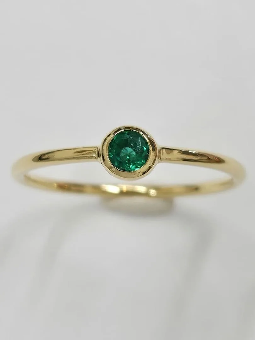 k18天然エメラルドラウンドカット0.10ct